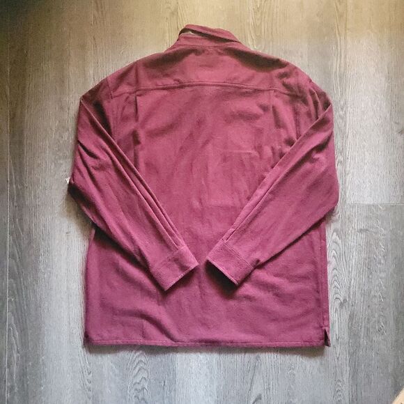 NWT Chamois Cloth St. John's Bay Large Burgundy Button-Down Long-sleeve Shirt - Picture 2 of 10